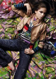 Ads FW 2005 - Byblos 02.jpg