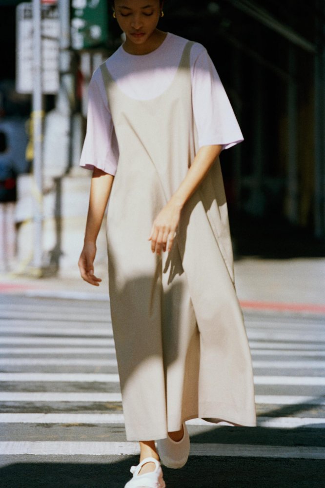 Aleyna-Fitzgerald-Nyla-Edwards-by-Daniel-Shea-for-Veilance-Spring-Summer-2022-Lookbook-2.jpg