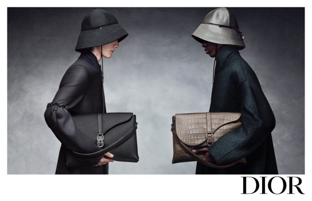 DIOR-MENS-WINTER-2023-2024-ADVERTISING-CAMPAIGN-BY-RAFAEL-PAVAROTTI-7 (1).jpg
