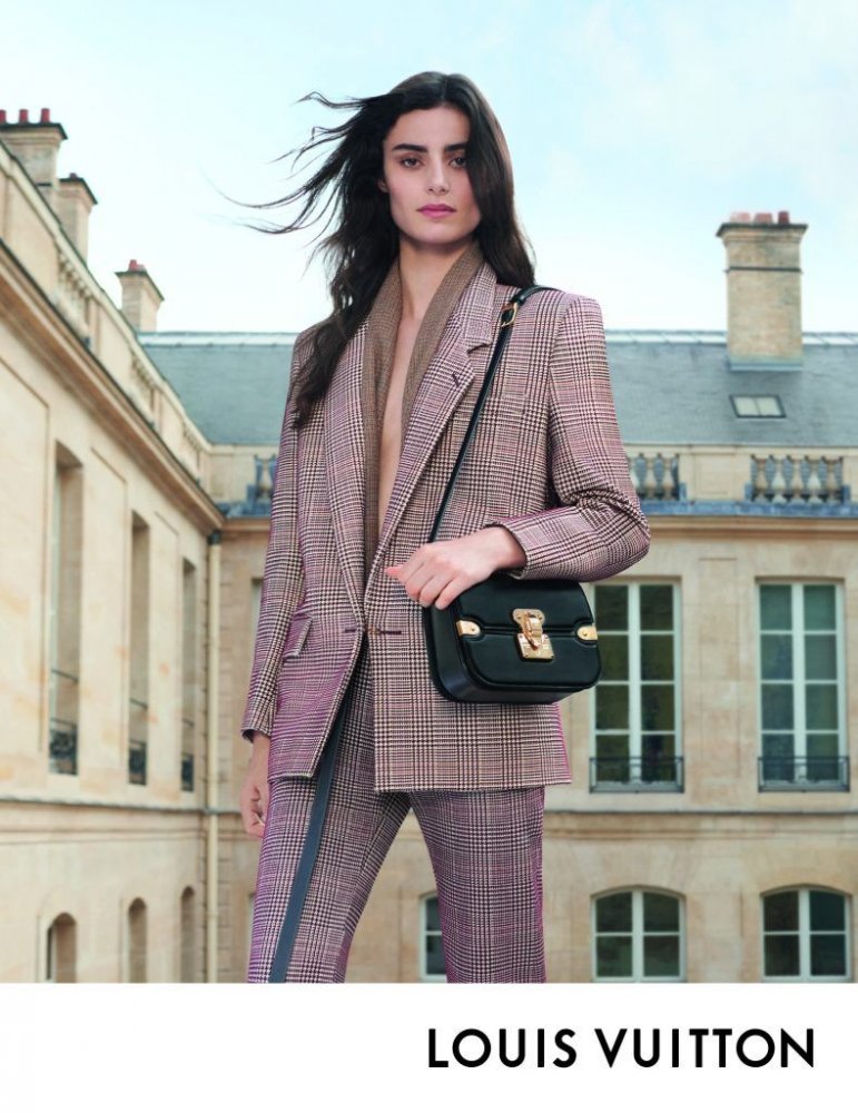 FW23-CAMPAIGN-VISUALS-8-min-790x1024.jpg