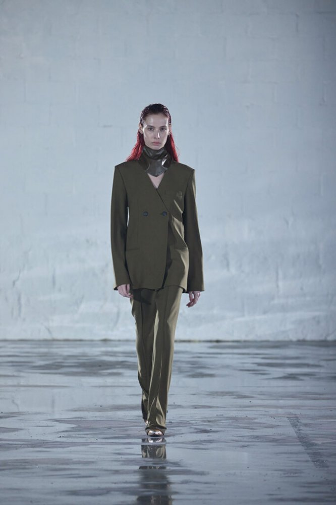 02_LOOK-683x1024.jpg