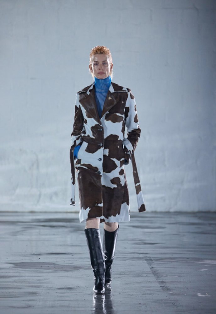 26_LOOK-705x1024.jpg