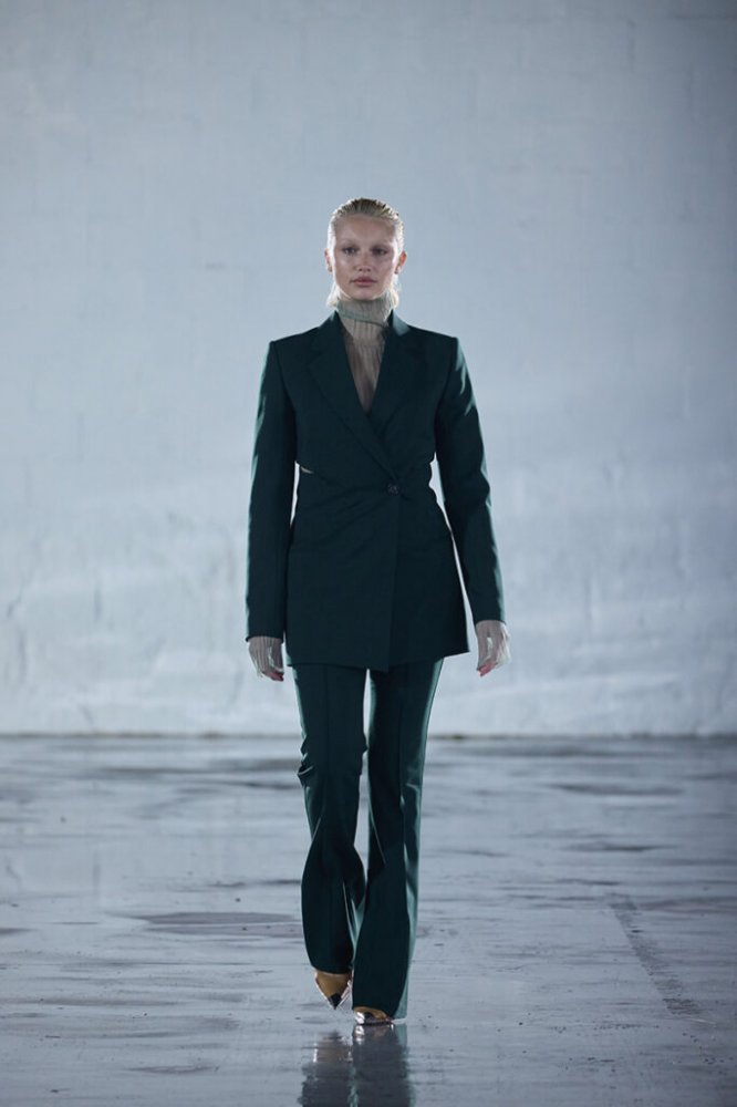 27_LOOK-683x1024.jpg