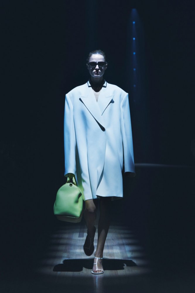 00019-khaite-spring-2024-ready-to-wear-credit-brand.jpg