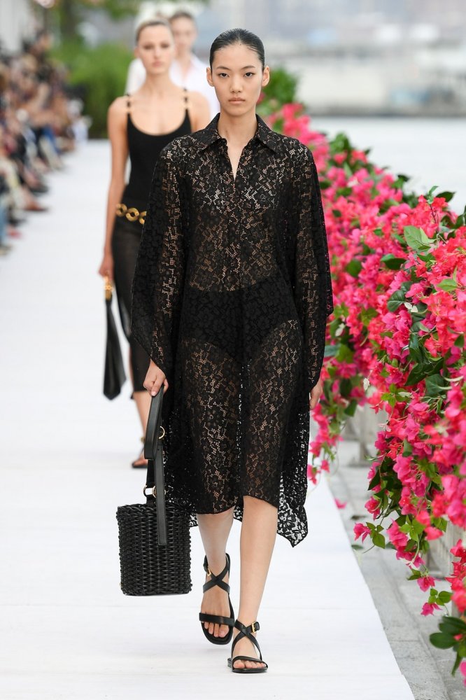 00005-michael-kors-collection-spring-2024-ready-to-wear-credit-gorunway.jpg