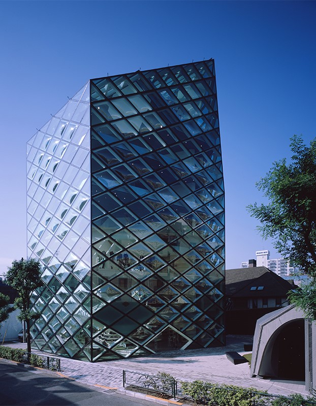 prada05.jpg