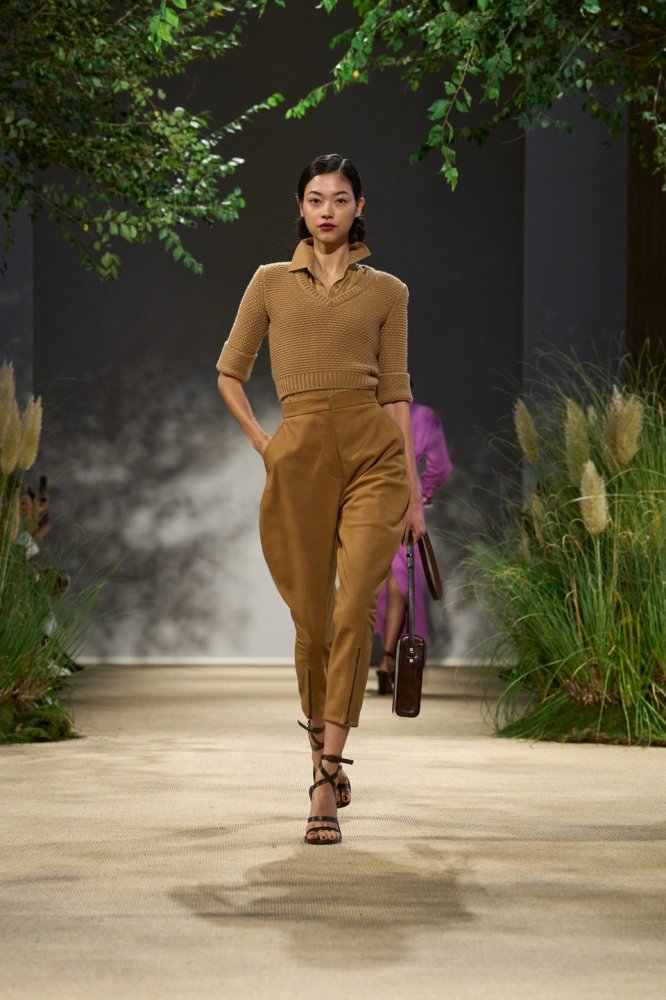 00023-max-mara-spring-2024-ready-to-wear-credit-gorunway.jpg