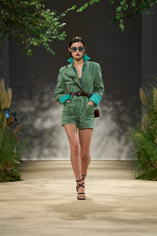 00013-max-mara-spring-2024-ready-to-wear-credit-gorunway.jpg