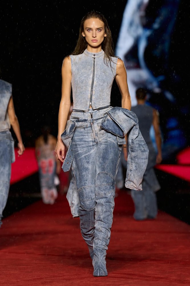 00014-diesel-spring-2024-ready-to-wear-credit-gorunway (1).jpg