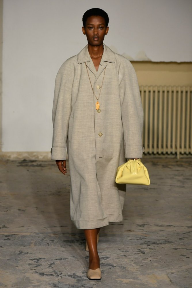 carven-rtw-spring-24-pfw-0003.jpg