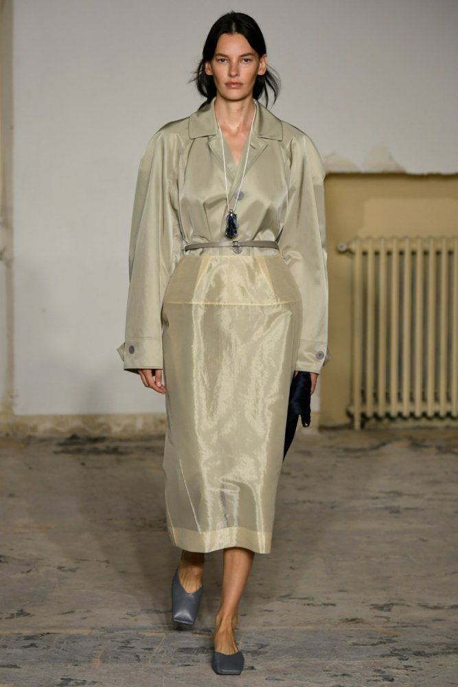carven-rtw-spring-24-pfw-0004.jpg