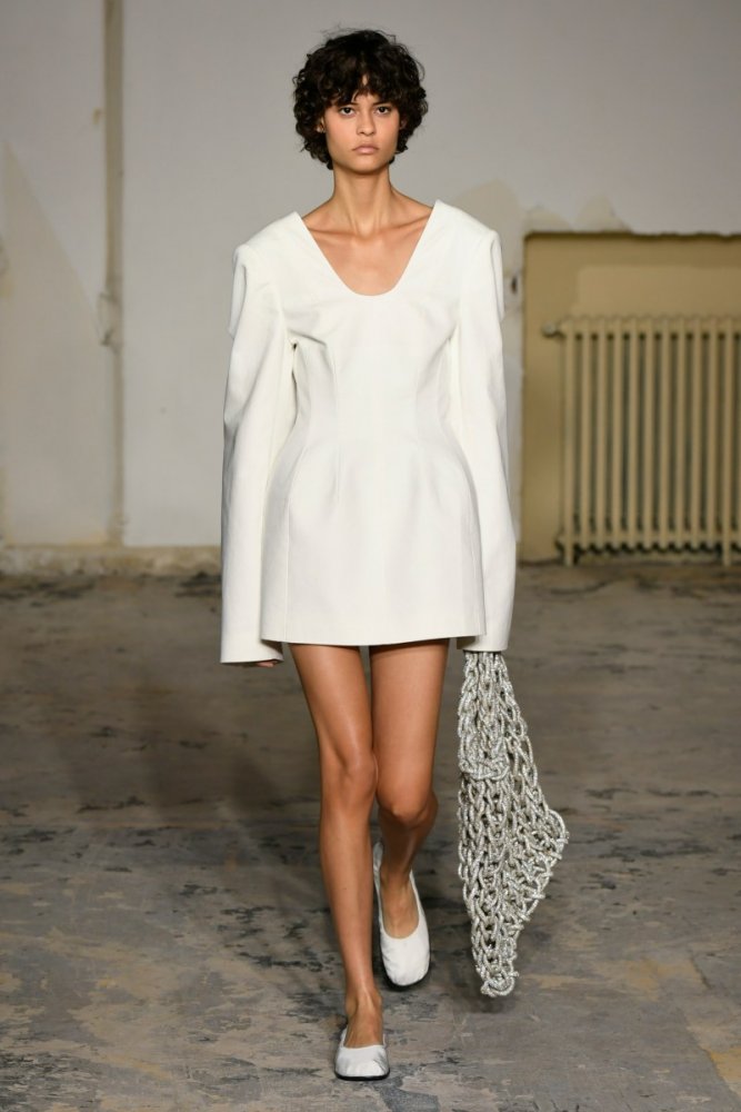 carven-rtw-spring-24-pfw-0031.jpg