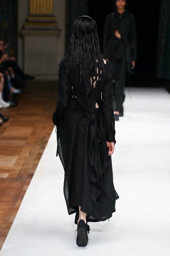 YOHJI_YAMAMOTO_2024ss_075.jpg