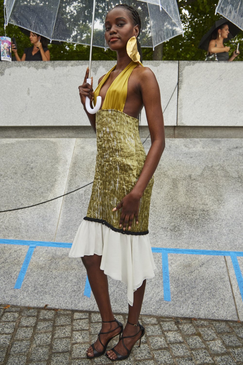 Prabal Gurung bks S24 079.jpg