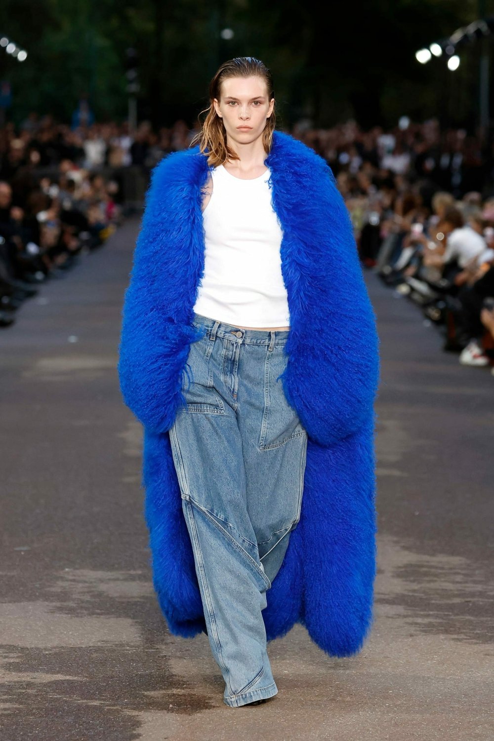 The-Attico-Ready-To-Wear-Spring-Summer-2024-Milan-Fashion-Week-Runway-036.jpg The-Attico-Ready-To-Wear-Spring-Summer-2024-Milan-Fashion-Week-Runway-036.jpg