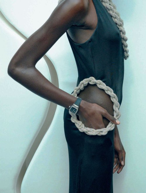 Harper_s_Bazaar_France_-_Novembre_2023-169 拷貝.jpg Harper_s_Bazaar_France_-_Novembre_2023-169 拷貝.jpg