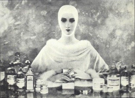 Publicité_pour_Elizabeth_Arden_by_Adolf_de_Meyer.jpg