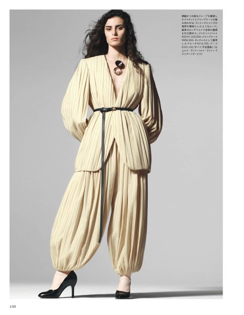 Madame Figaro Japon - October 2023-113 拷貝.jpg