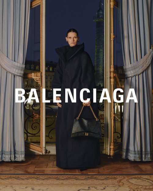 balenciaga-spring-2024-ad-campaign-the-impression-013-min.jpg