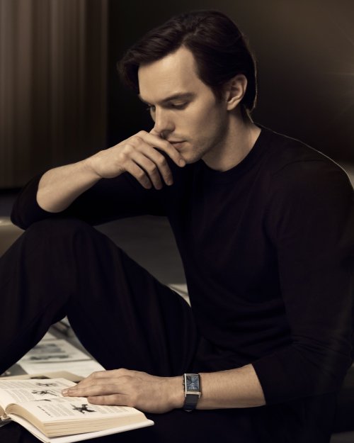 Jaeger-Fall-ad-campaign-2024-003The-Impression--scaled.jpg
