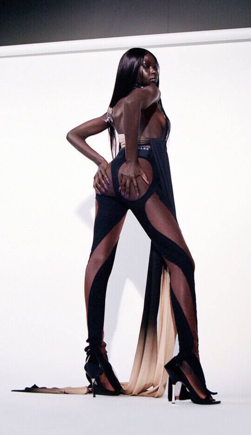 MUGLER_SS22_LOOK_4.jpg