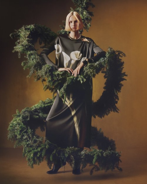 Lanvin-Holiday-Holiday-Ad-Campaign-2023-004The-Impression-.jpg