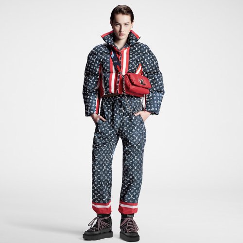 louis-vuitton-tricolor-monogram-jogging-pants -ready-to-wear--FQPA34CYA651_PM1_Worn view 拷貝.jpg louis-vuitton-tricolor-monogram-jogging-pants -ready-to-wear--FQPA34CYA651_PM1_Worn view 拷貝.jpg