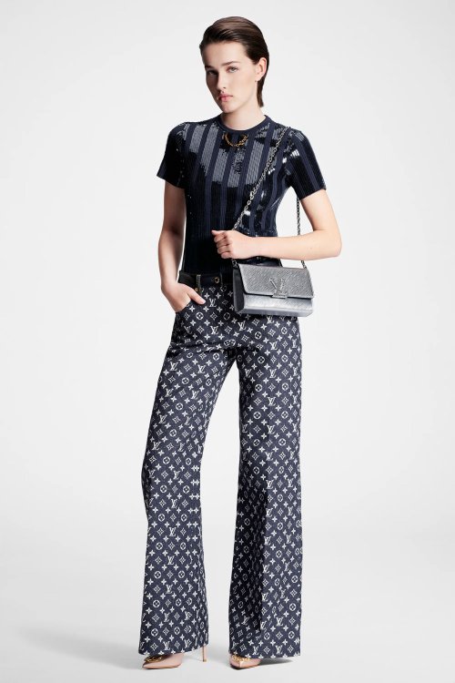 louis-vuitton--M23358_PM1_Look view 拷貝.jpg louis-vuitton--M23358_PM1_Look view 拷貝.jpg