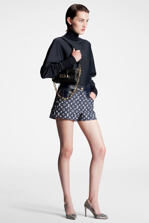 louis-vuitton--FQPA31LO3651_PM1_Look view 拷貝.jpg louis-vuitton--FQPA31LO3651_PM1_Look view 拷貝.jpg