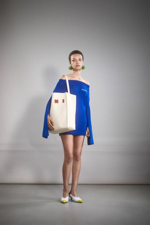 00026-marni-resort-2024-credit-sergio-cattivelli.jpg
