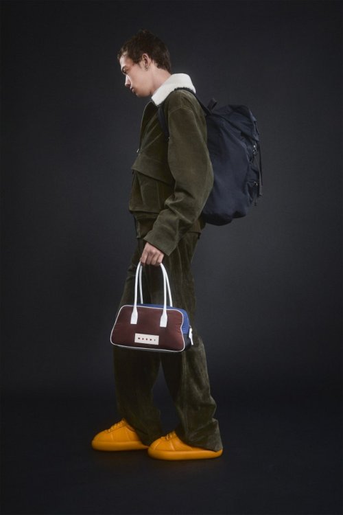 00049-marni-resort-2024-credit-sergio-cattivelli.jpg