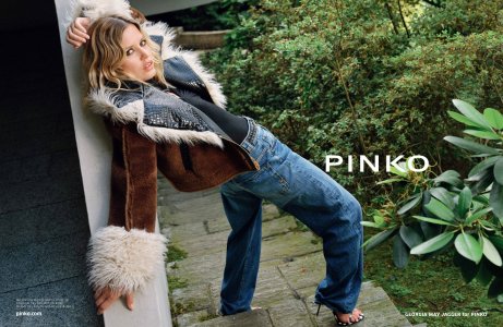 pinko-fall-2023-ad-campaign-the-impression-014-scaled-min.jpg