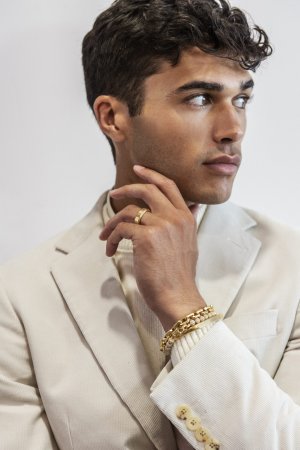 David-Yurman-x-SCAD-Holiday-2023-Ad-Campaign-The-Impression-015-scaled.jpg
