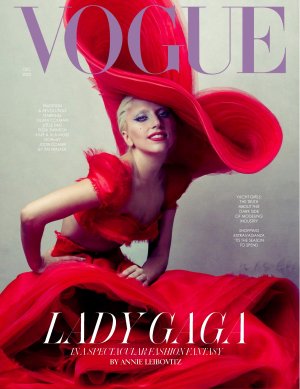 UK VOGUE GAGA.jpg