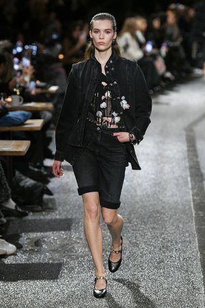 0b121d1ca428b1230bf4749f0239b95c_3502 拷貝.jpg 0b121d1ca428b1230bf4749f0239b95c_3502 拷貝.jpg