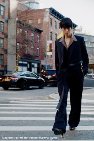 https___hypebeast.com_image_2023_12_Helmut-Lang-Reveals-Pre-Fall-2024-Collection-3.jpg