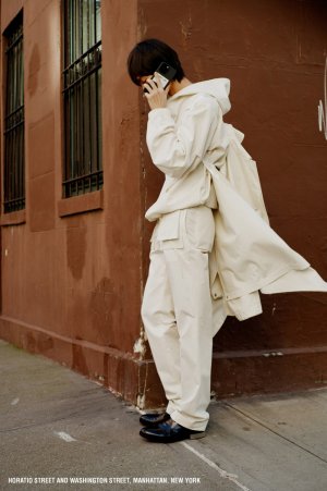 https___hypebeast.com_image_2023_12_Helmut-Lang-Reveals-Pre-Fall-2024-Collection-5.jpg