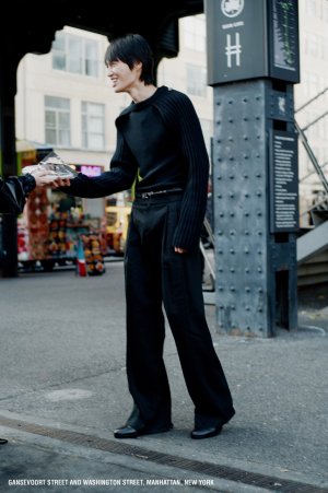 https___hypebeast.com_image_2023_12_Helmut-Lang-Reveals-Pre-Fall-2024-Collection-15.jpg