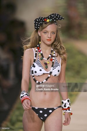AngelicaSulzbach s06salinas--74724721.jpg
