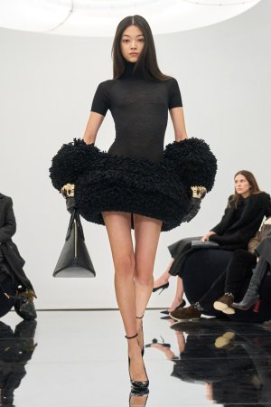 00010-alaia-fall-2024-ready-to-wear-credit-brand.jpg