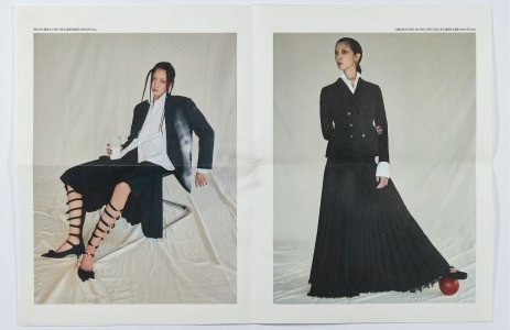 34 Harper's Bazaar Korea - February 2024..jpg