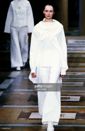 hedvig f98isseyMiyake-3.jpg