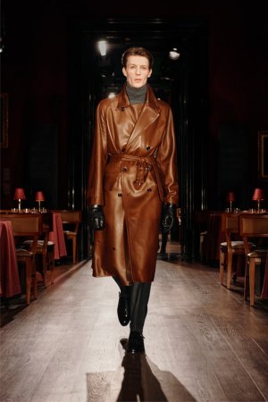 00007-dunhill-fall-2024-mens-credit-brand.jpg