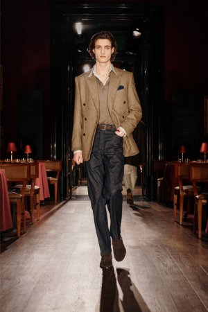00018-dunhill-fall-2024-mens-credit-brand.jpg