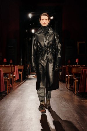 00026-dunhill-fall-2024-mens-credit-brand.jpg