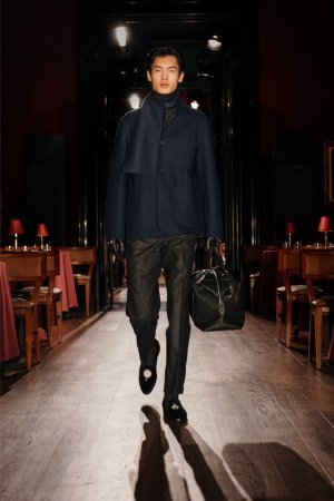 00031-dunhill-fall-2024-mens-credit-brand.jpg