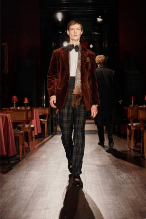00037-dunhill-fall-2024-mens-credit-brand.jpg