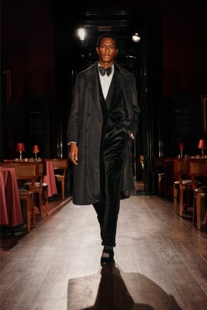 00038-dunhill-fall-2024-mens-credit-brand.jpg