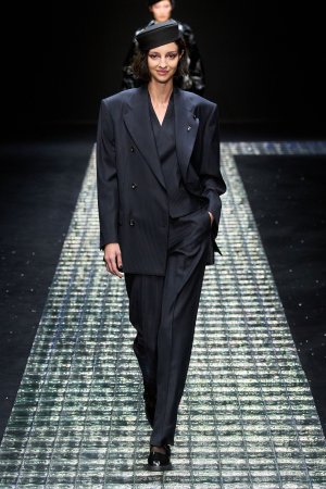 00018-emporio-armani-2024-ready-to-wear-credit-gorunway 拷貝.jpg