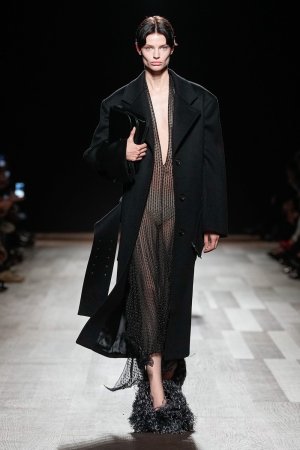 mila ferragamofw24.jpg